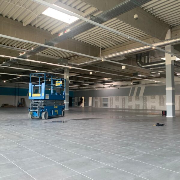 Výmalba obchodního domu Brno